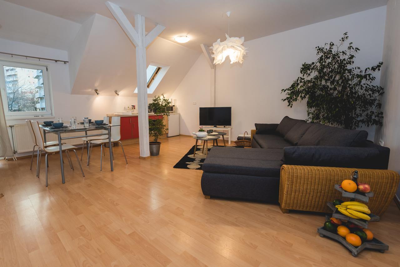 Terra Apartment Satu Mare Buitenkant foto